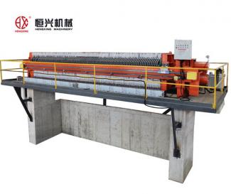 Filter press of polystyrene concrete cutting waste